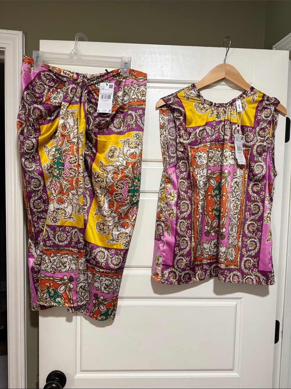 MANGO Baroque skirt set brand new handkerchief satin 2 piece set USA 8 euro L